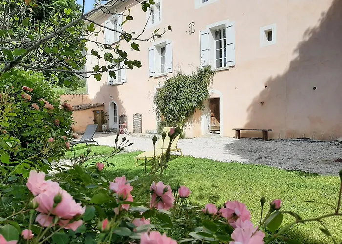 Les Du Chateau דירה *