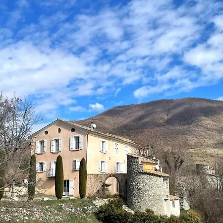 Les Du Chateau Lägenhet *