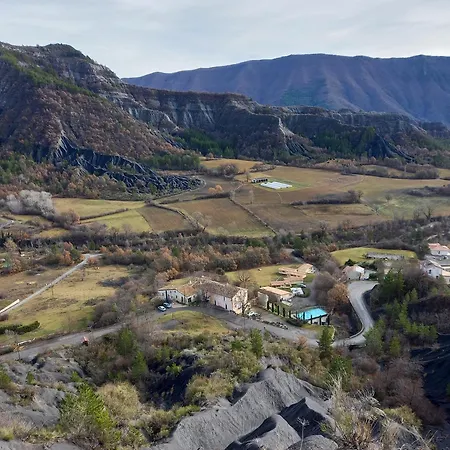 Les Du Chateau Lägenhet