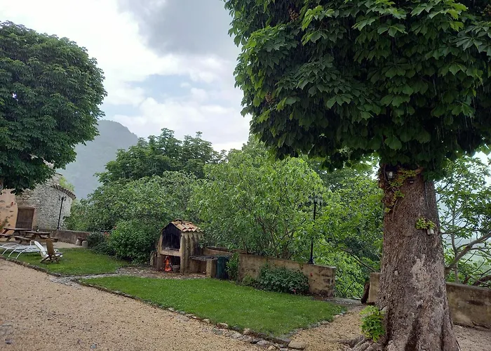 Apartment Les Du Chateau La Robine-Sur-Galabre