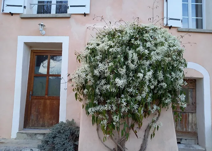 Apartment Les Du Chateau La Robine-Sur-Galabre