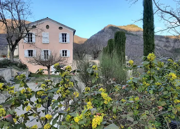 Les Du Chateau Apartment La Robine-Sur-Galabre